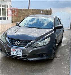 نيسان ألتيما